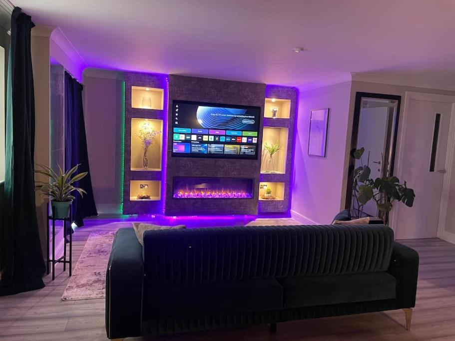 The Exclusive Jacuzzi Apartment Birmingham Buitenkant foto